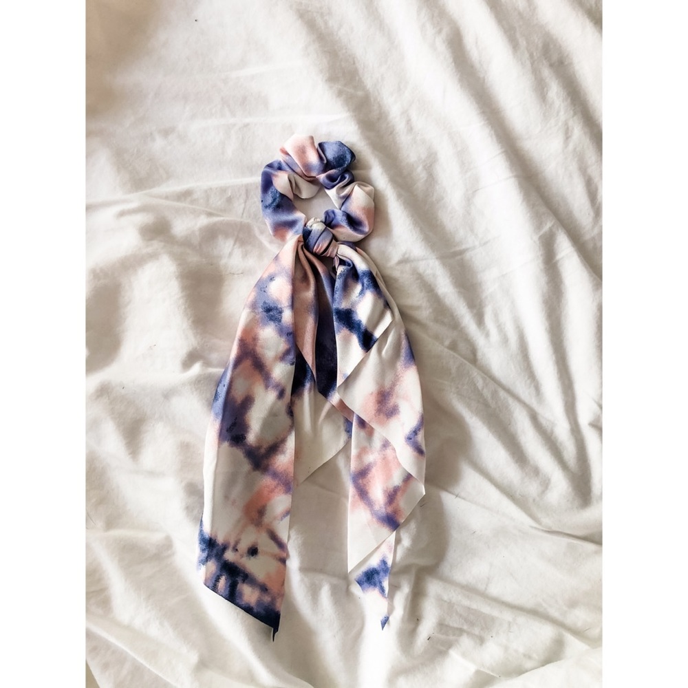 Scrunchie Scarves - Picture 2 of 5